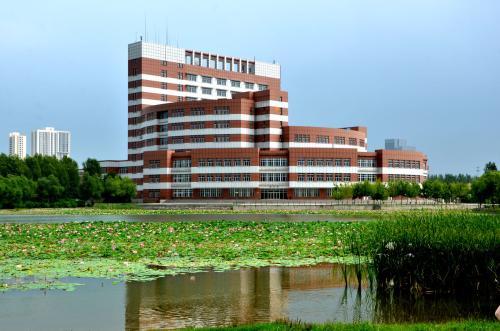 霸州市職成教育總校學(xué)費(fèi)、收費(fèi)多少