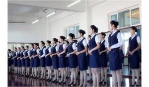 動(dòng)車高鐵乘務(wù)人才定制班
