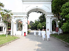 樂山醫(yī)藥科技學(xué)校學(xué)費(fèi)