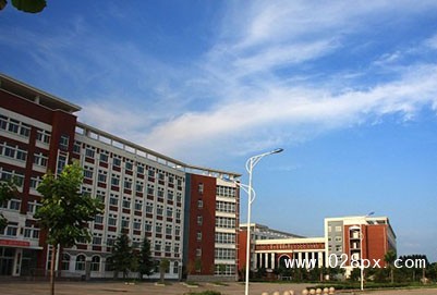 成都經(jīng)濟技術(shù)開發(fā)區(qū)職業(yè)技術(shù)學(xué)校地址