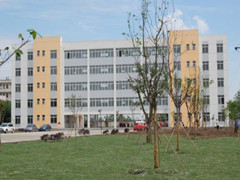 四川省廣漢市職業(yè)中專學(xué)校的費(fèi)用是多少