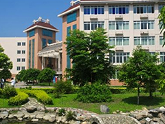 成都中醫(yī)藥大學(xué)的費(fèi)用