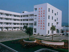 瀘州市天樺職業(yè)技術(shù)學(xué)校貴不貴