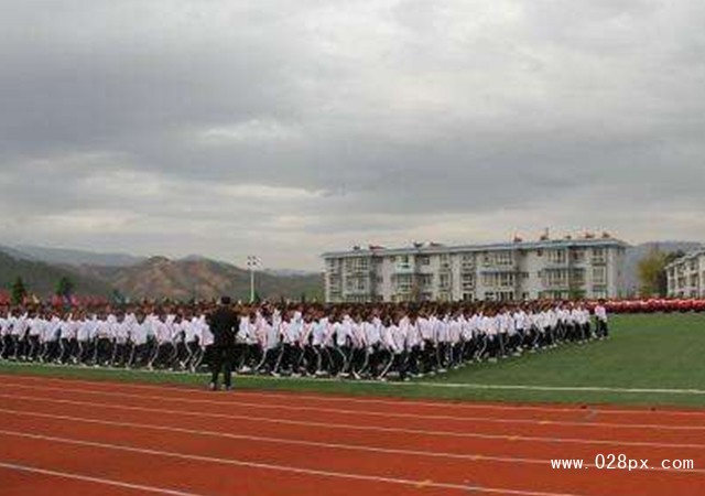 成都成醫(yī)一附院護(hù)士學(xué)校學(xué)費(fèi)多少
