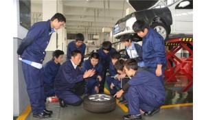 汽車運用與維修