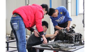汽車運用與維修技術(shù)
