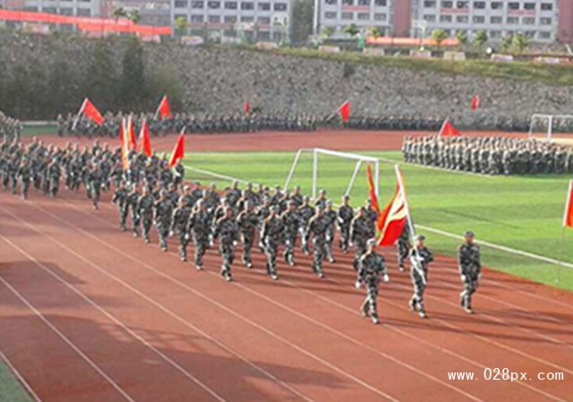 六盤水市軍事技能職業(yè)學(xué)校收費(fèi)情況