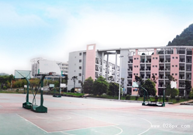 銅仁工業(yè)學(xué)校學(xué)費(fèi)多少