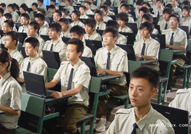 四川五月花專修學(xué)院學(xué)費(fèi)多少