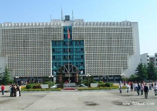 四川省信息通信學(xué)校報(bào)名條件