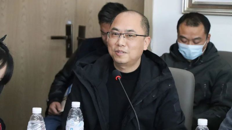 成都市財(cái)貿(mào)職業(yè)高級(jí)中學(xué)校招辦主任 向 勇