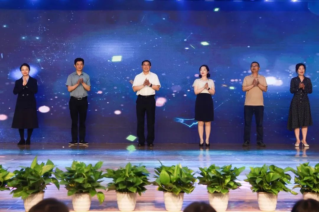 點(diǎn)亮明燈 2023年雙流區(qū)職業(yè)教育活動(dòng)周拉開序幕